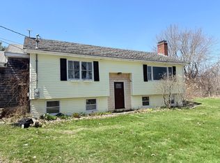 8 Powell Lane, Friendship, ME 04547
