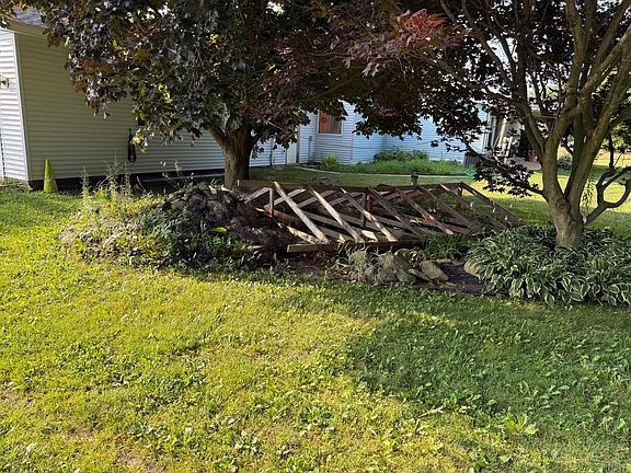 3rd image of 1251 N Edon Rd