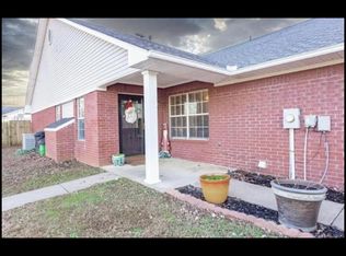 405 Rena Rd, Van Buren, AR 72956