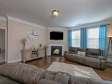 3715 Summer Haven Dr — Photo 16