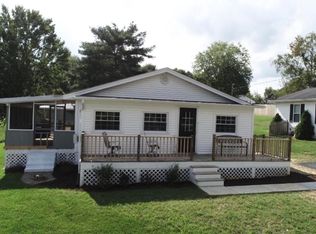 761 Mosby St SW, Abingdon, VA 24210