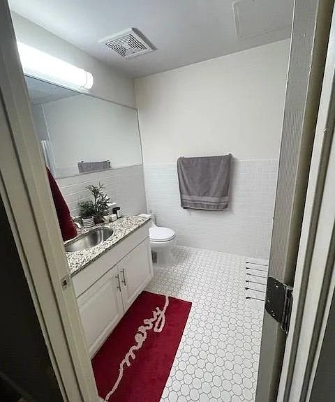 Canal House — Photo 34