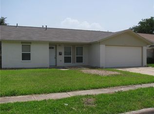 4406 Sweetbriar Dr, Garland, TX 75042