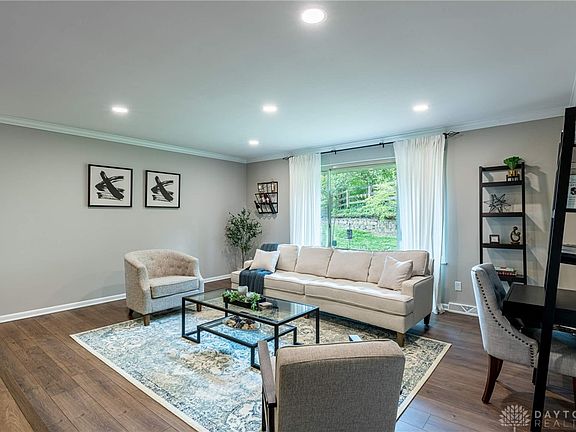 5th image of 5379 Grantland Dr