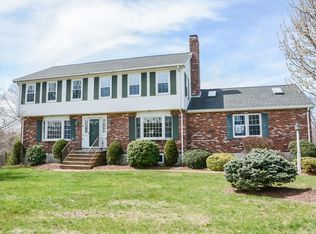 16 Meetinghouse Rd, Methuen, MA 01844