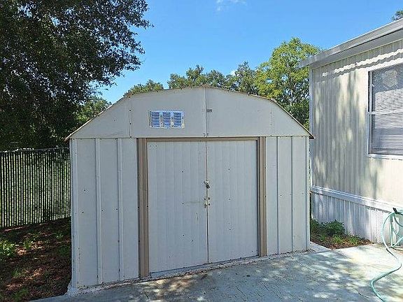 2nd image of 37856 Lake Gilbert Cir