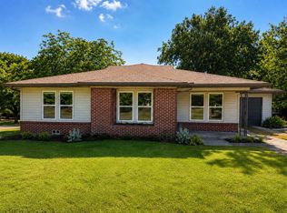 1202 S Hatcher St, Decatur, TX 76234