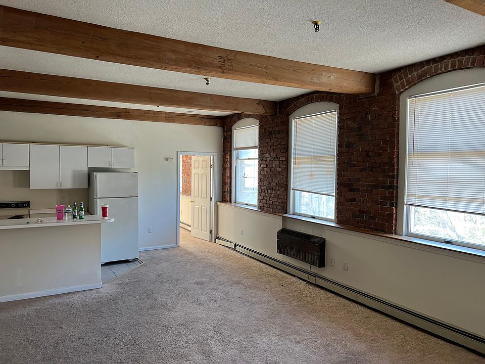 1st image of 402 River St APT 3C