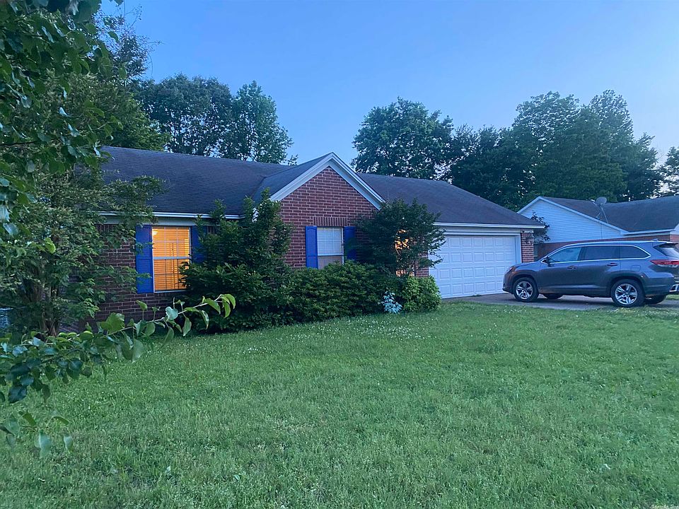 1st image of 103 W Lauren Ln