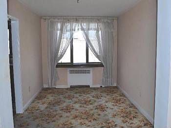 2nd image of 207 Le Carra Dr