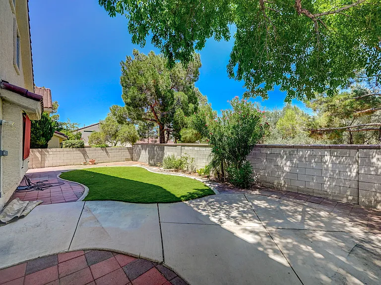 1897 Coyote Pass Way — Photo 43