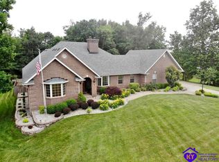 385 Woodsbend Dr, Elizabethtown, KY 42701