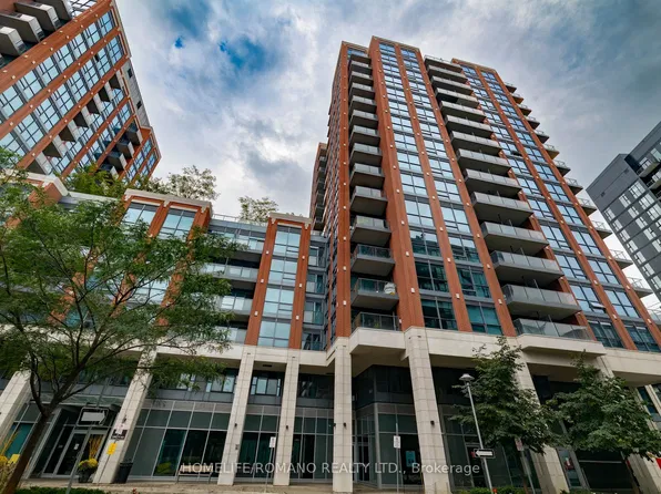 31 Tippett Rd #1602, Toronto, ON M3H 0C8