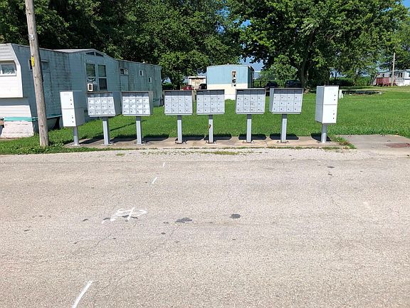 Mailboxes for Lakeland Estates.