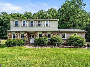 8 Granger Ln, Coatesville, PA 19320
