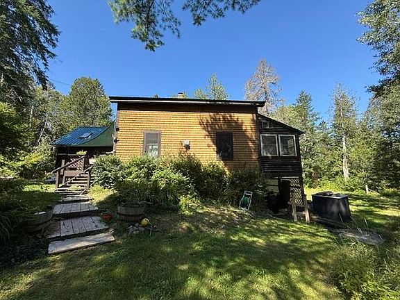 2nd image of 815 Shore Road