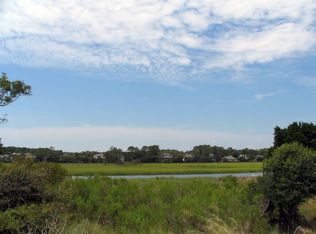 477 Tarpon Blvd, Saint Helena Island, SC 29920