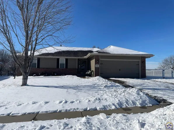 4501 SW Lakeside Dr, Topeka, KS 66610