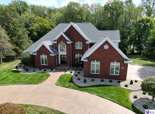 701 Foxfire Rd, Elizabethtown, KY 42701