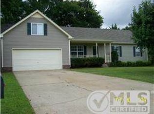 1306 Sycamore Dr, Murfreesboro, TN 37128