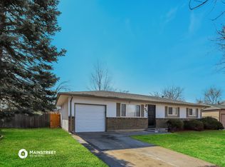 987 S Newark St, Aurora, CO 80012