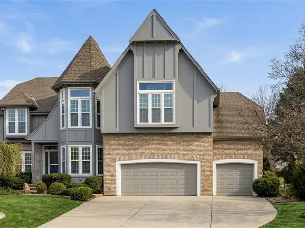 6642 NW Monticello Ct, Kansas City, MO 64152