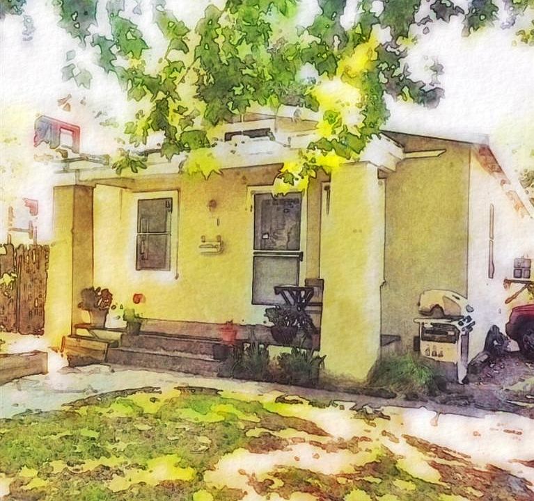 2nd image of 213 C St