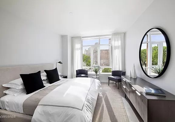 5th image of 285 W 110th St APT 4A