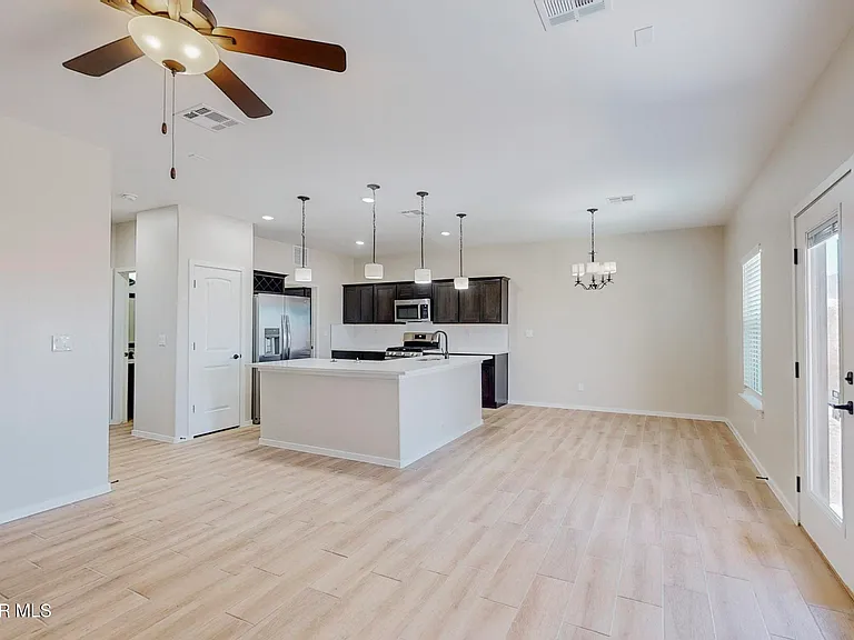 516 Logwood Ave — Photo 10
