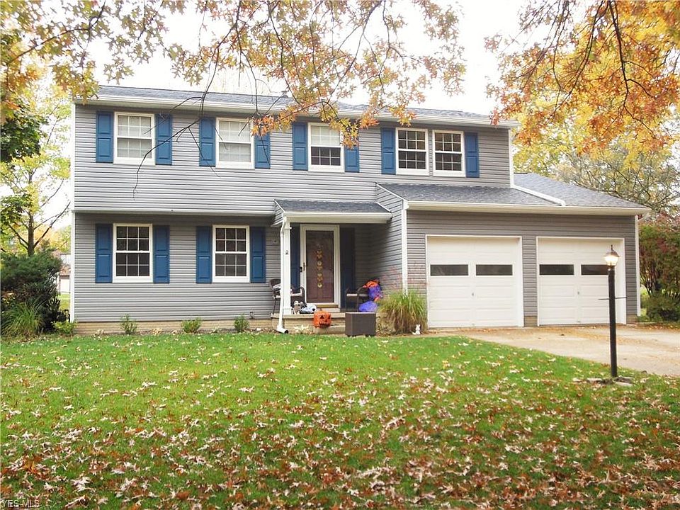 1st image of 735 Fairfax Dr