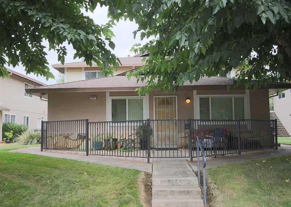 2nd image of 9033 Montoya St APT 3