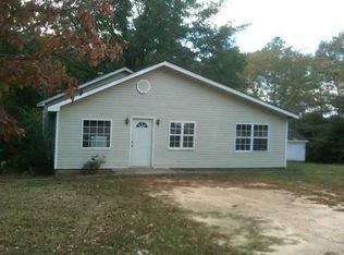422 W Atlanta St, Tallapoosa, GA 30176