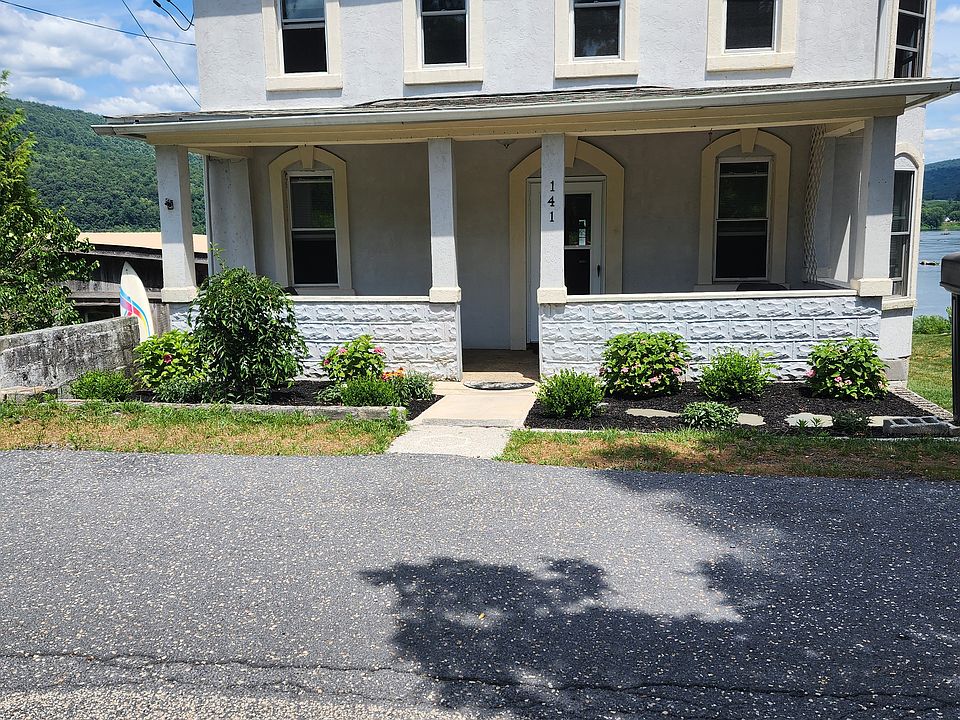 141 North Main Street Marysville Pennsylvania 
Riverfront Property: 
Overlooking with backyard access to the Susquehanna