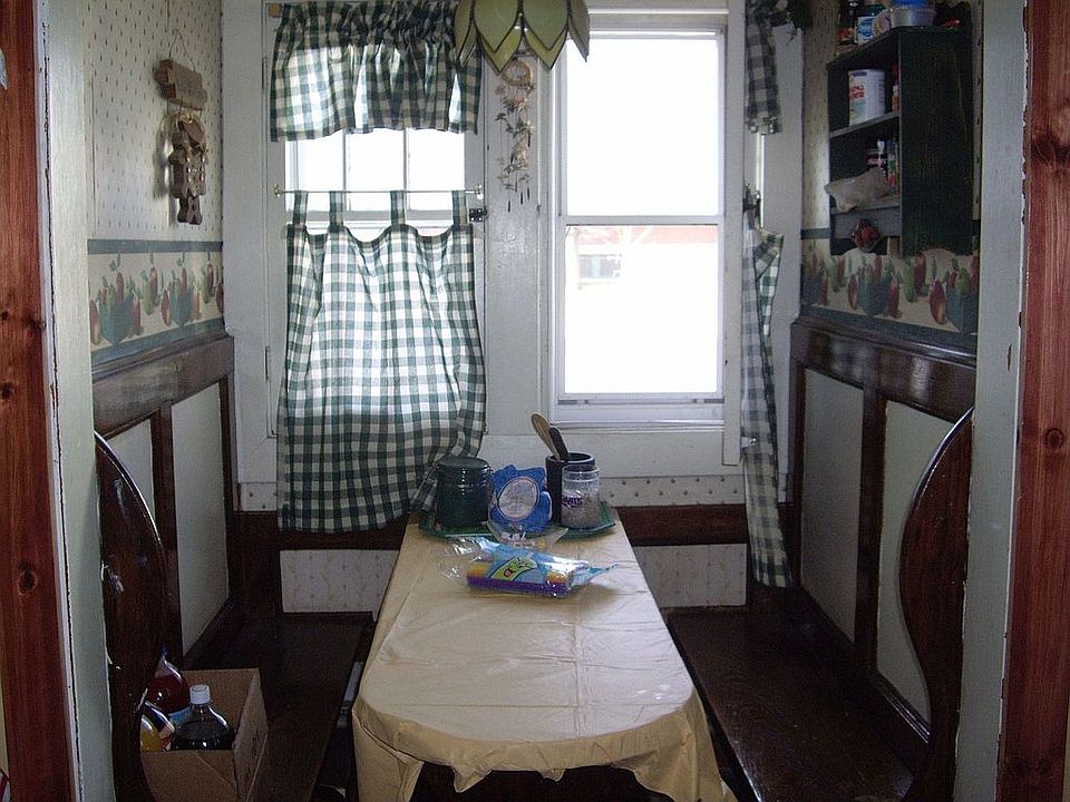 breakfast nook