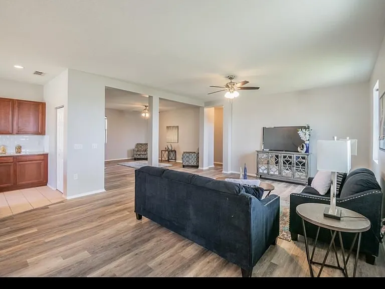 5447 Sandy Shell Dr — Photo 34