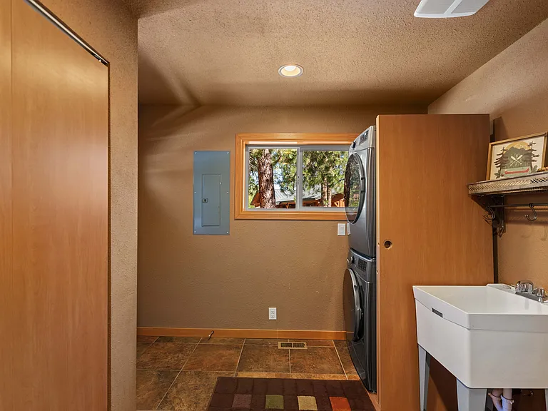 16299 River Rd — Photo 27