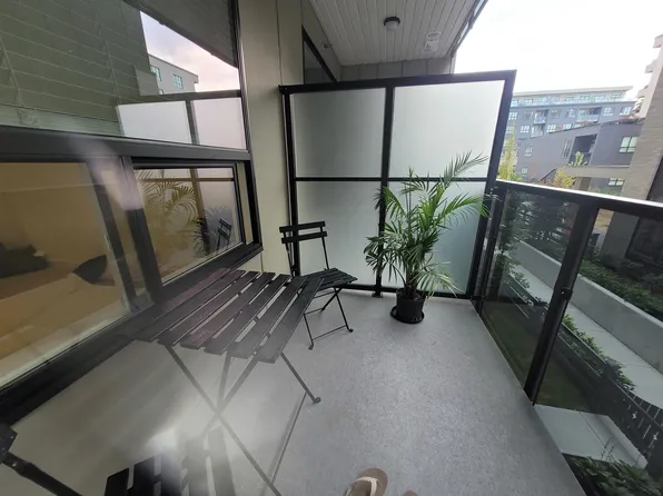 15735 85th Ave #206, Surrey, BC V4N 6W8