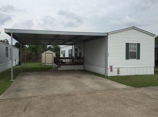 2071 W Roundbunch Rd TRLR 209, Orange, TX 77630