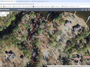 321 Bay View Dr, Chocowinity, NC 27817