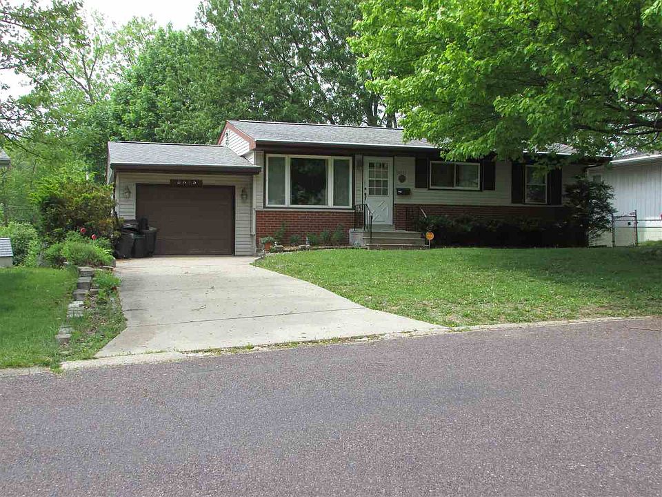 1st image of 5815 N Rosemead Dr