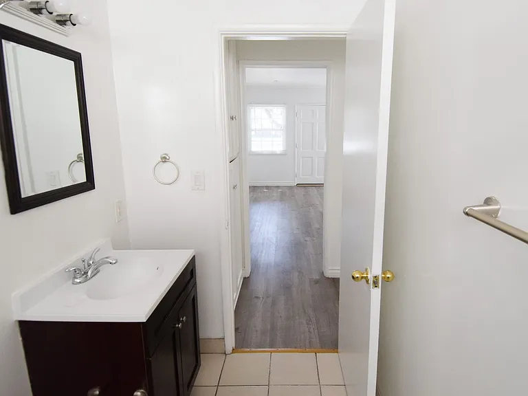 10385 W Olympic Blvd — Photo 12
