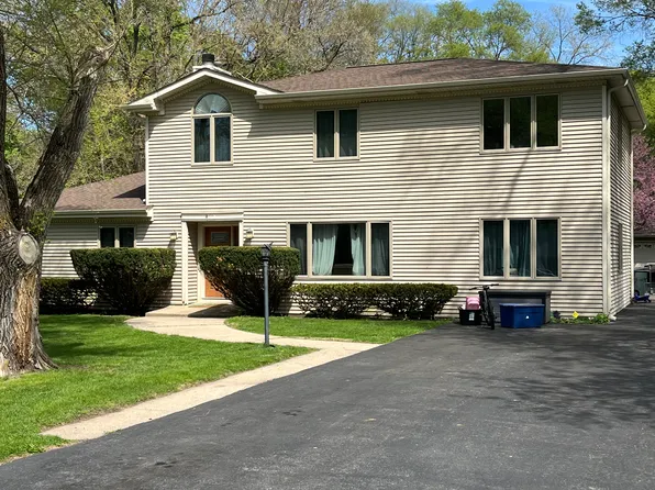 7915 Howard Ave, La Grange, IL 60525