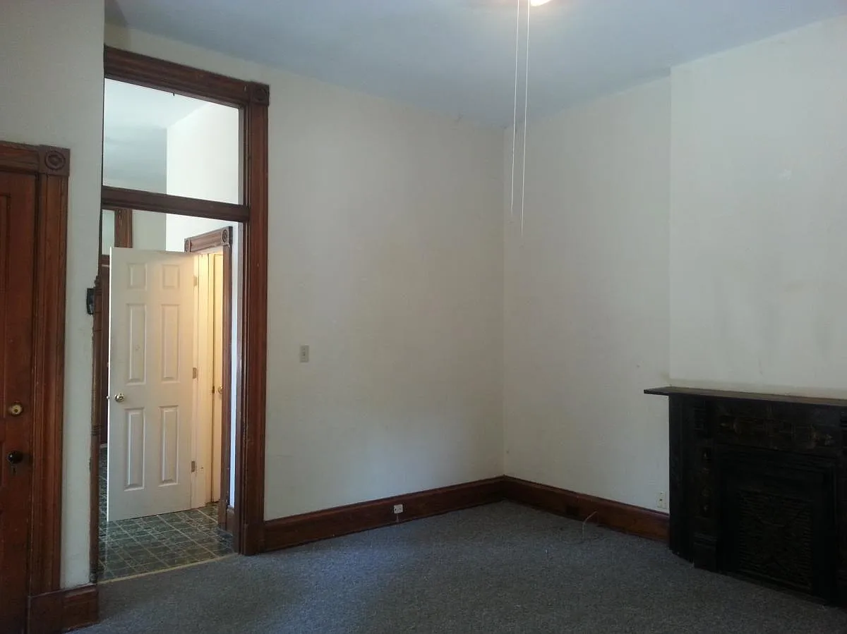 2 bed, $1,400 — Photo 4