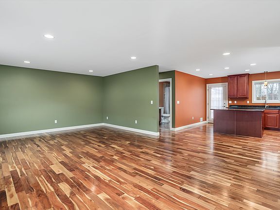 5th image of 12339 Camden St