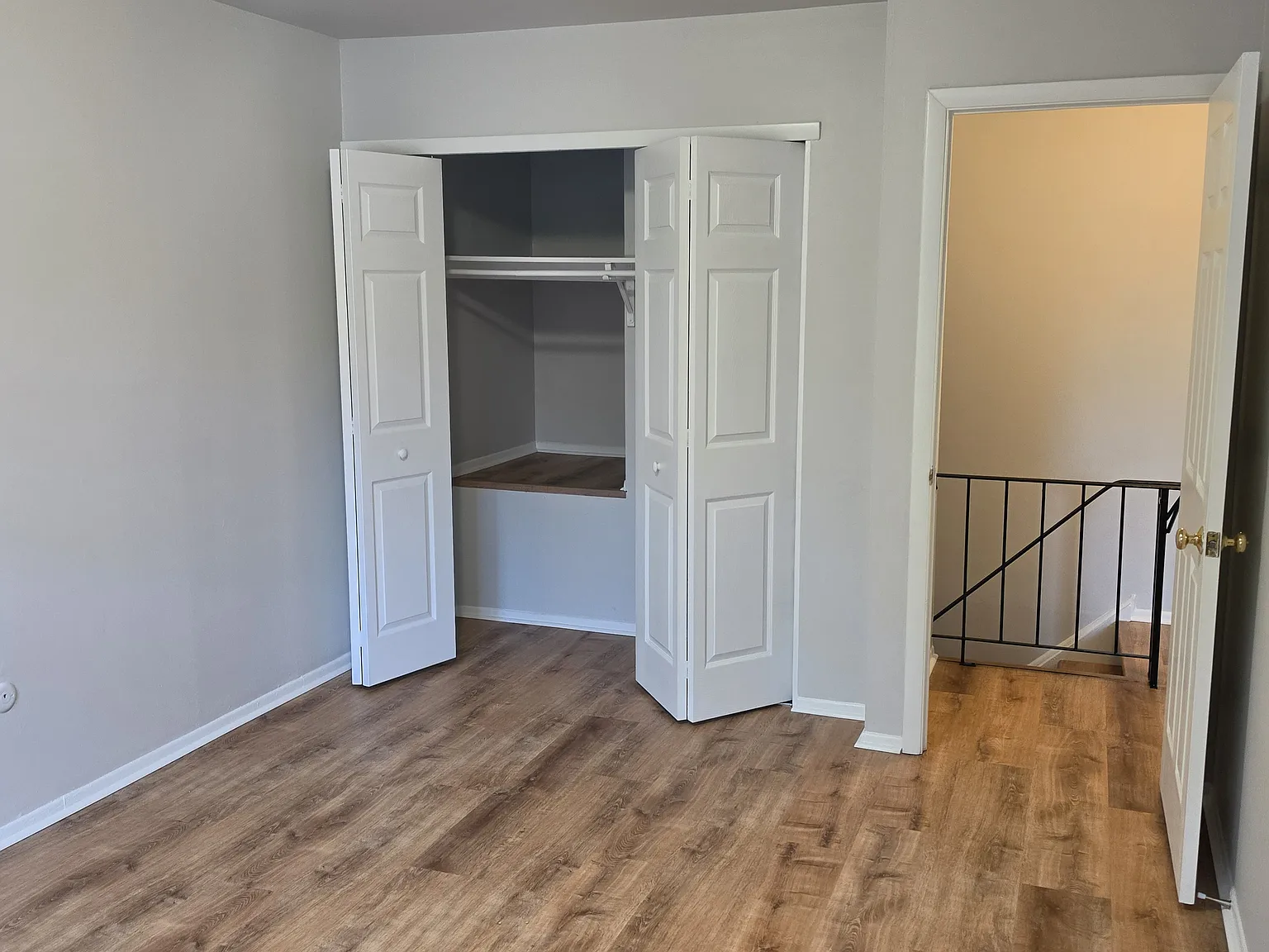 8210 Pine Rd — Photo 4