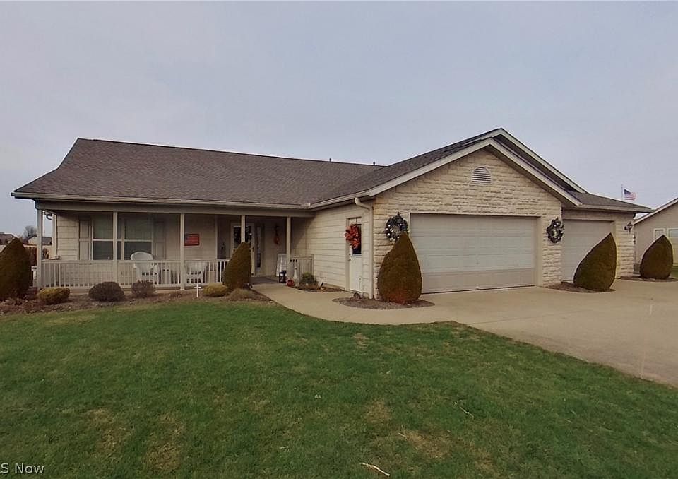 1st image of 1111 Cypress Ln NW