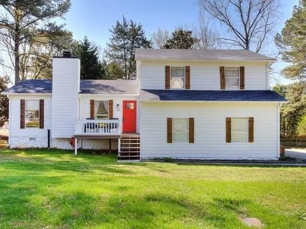 712 Berts Cir, Lilburn, GA 30047
