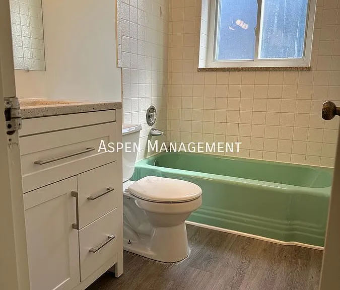 830 20th St #109 — Photo 9