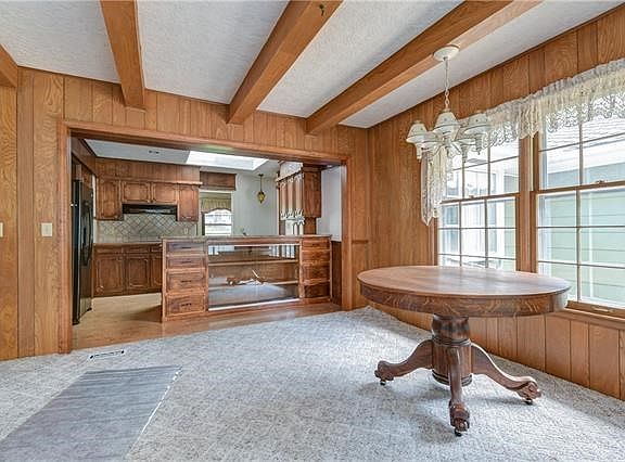 5th image of 1934 S Lake Dr