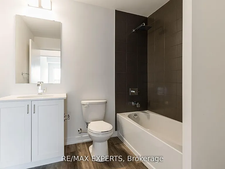 430 Essa Rd #424 — Photo 16